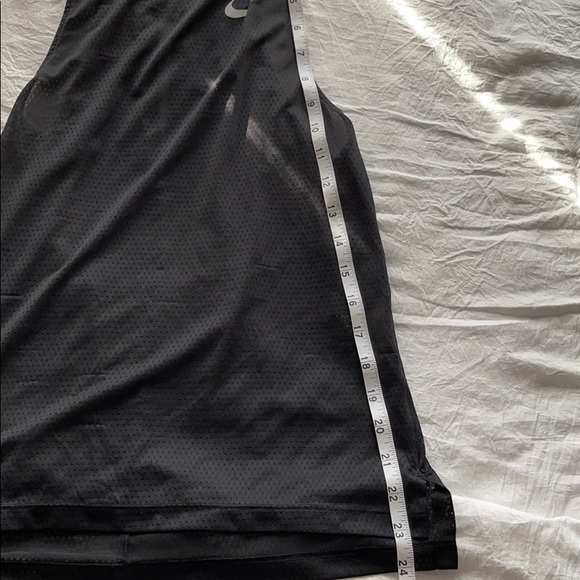 Nike - Picture 7 of 7